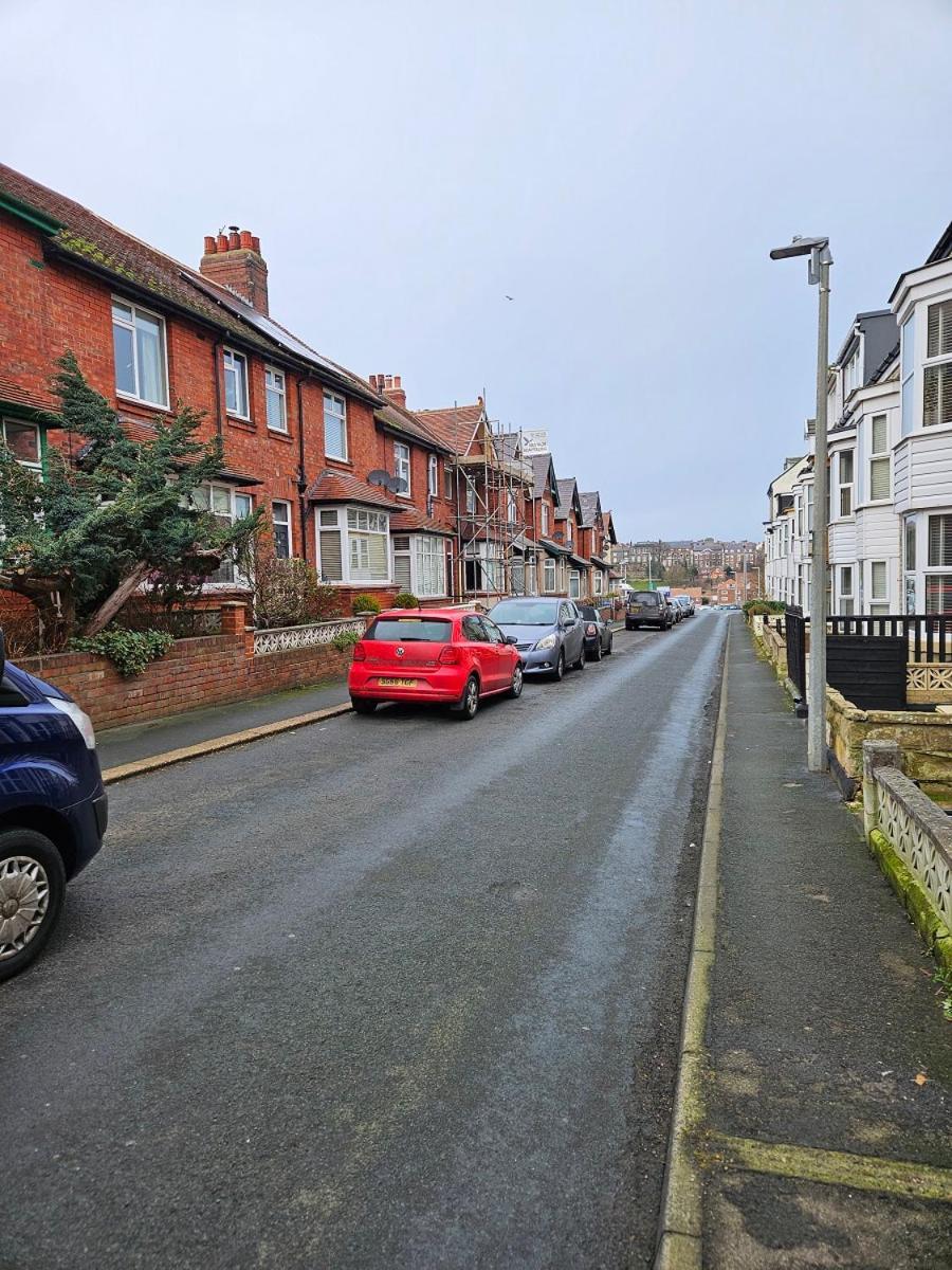 Sea Renity Villa Whitby Dış mekan fotoğraf